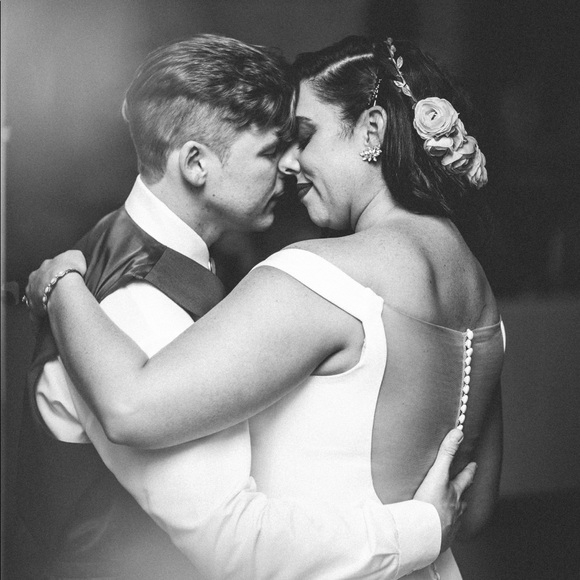 Meet your Posher, Jillian - Picture 3 of 3